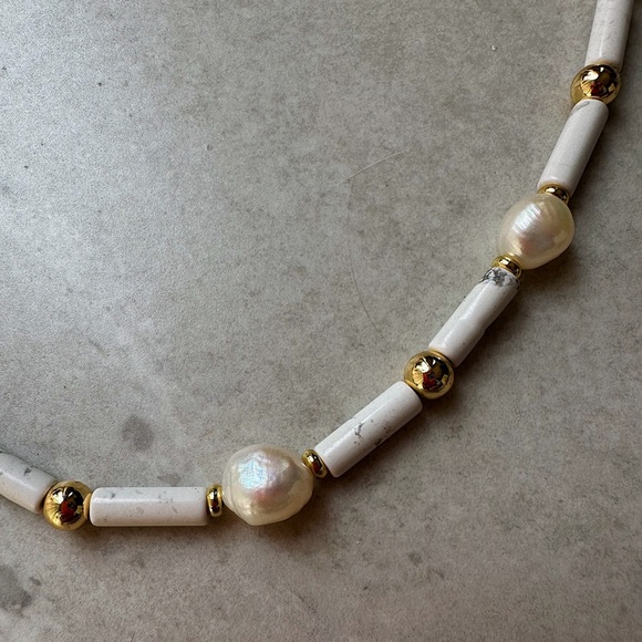 Chocker necklace with 14k gold plated beads - Picture 6 of 8